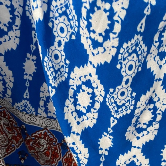 Blue Patterned Women's Top - Picture 3 of 4